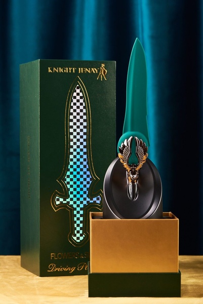 Вишуканий вібратор Knight Jenay FLOWERS & SWORD, маска, стрічка та лубрикант у комплекті , SO6557 SO6557 фото