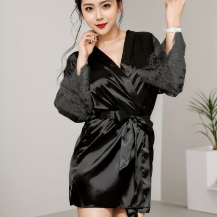 Халат чорний під пояс та довгими мереживними рукавами Star Night стрінги в комплекті, XS/S