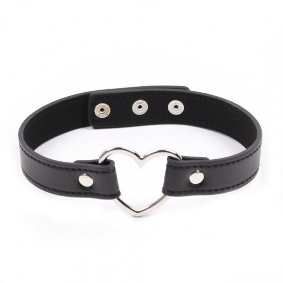 Нашийник DS Fetish Collar with heart black