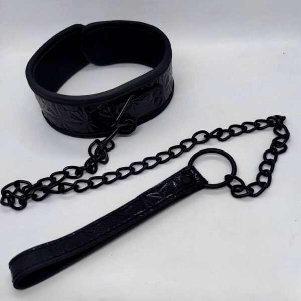 Нашийник з повідцем DS Fetish Collar with leash black iron