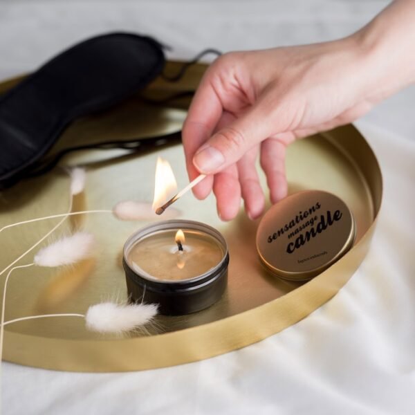 Свічка для масажу Bijoux Indiscrets з ароматом троянди та жасмину