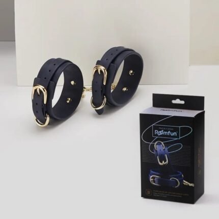 Наручники шкіряні Roomfun на застібці, сині