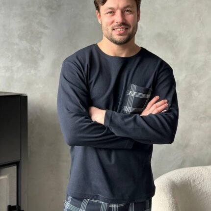 Темно синя чоловіча піжама з штанами в клітинку