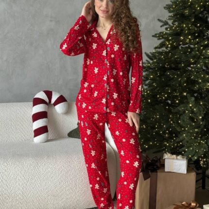 Червона новорічна піжама